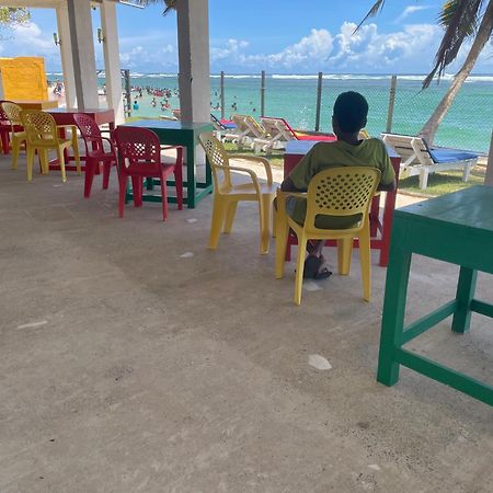 Sayuri Beach Hotel 마타라 외부 사진