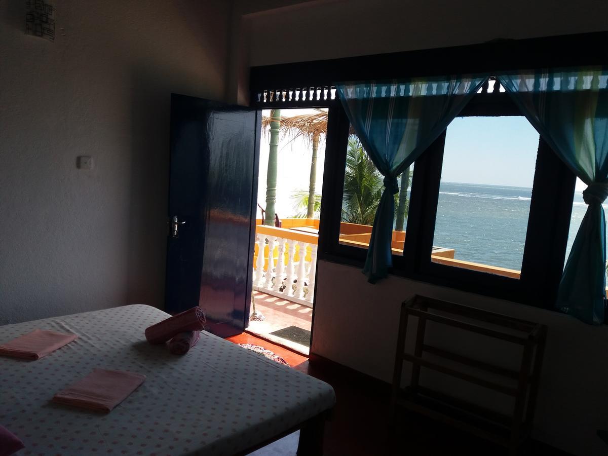 Sayuri Beach Hotel 마타라 외부 사진