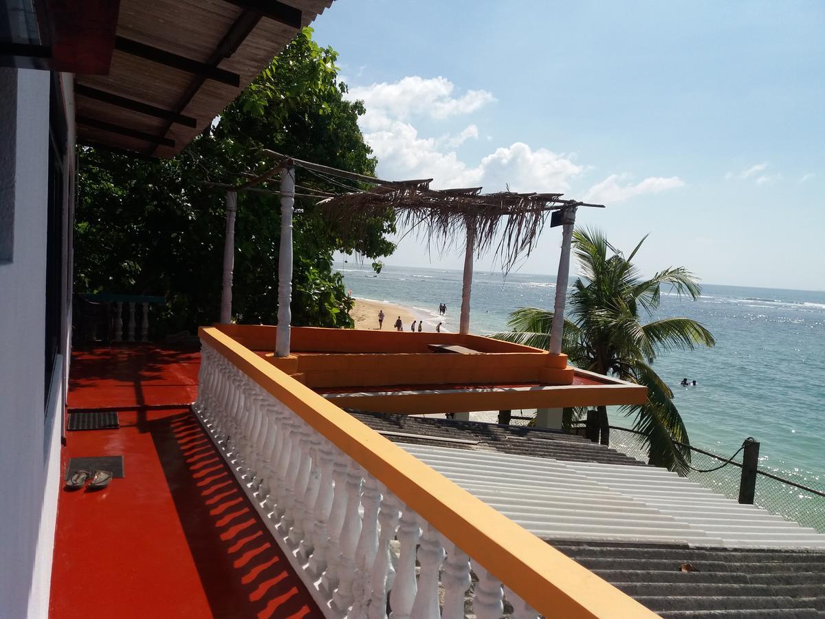 Sayuri Beach Hotel 마타라 외부 사진